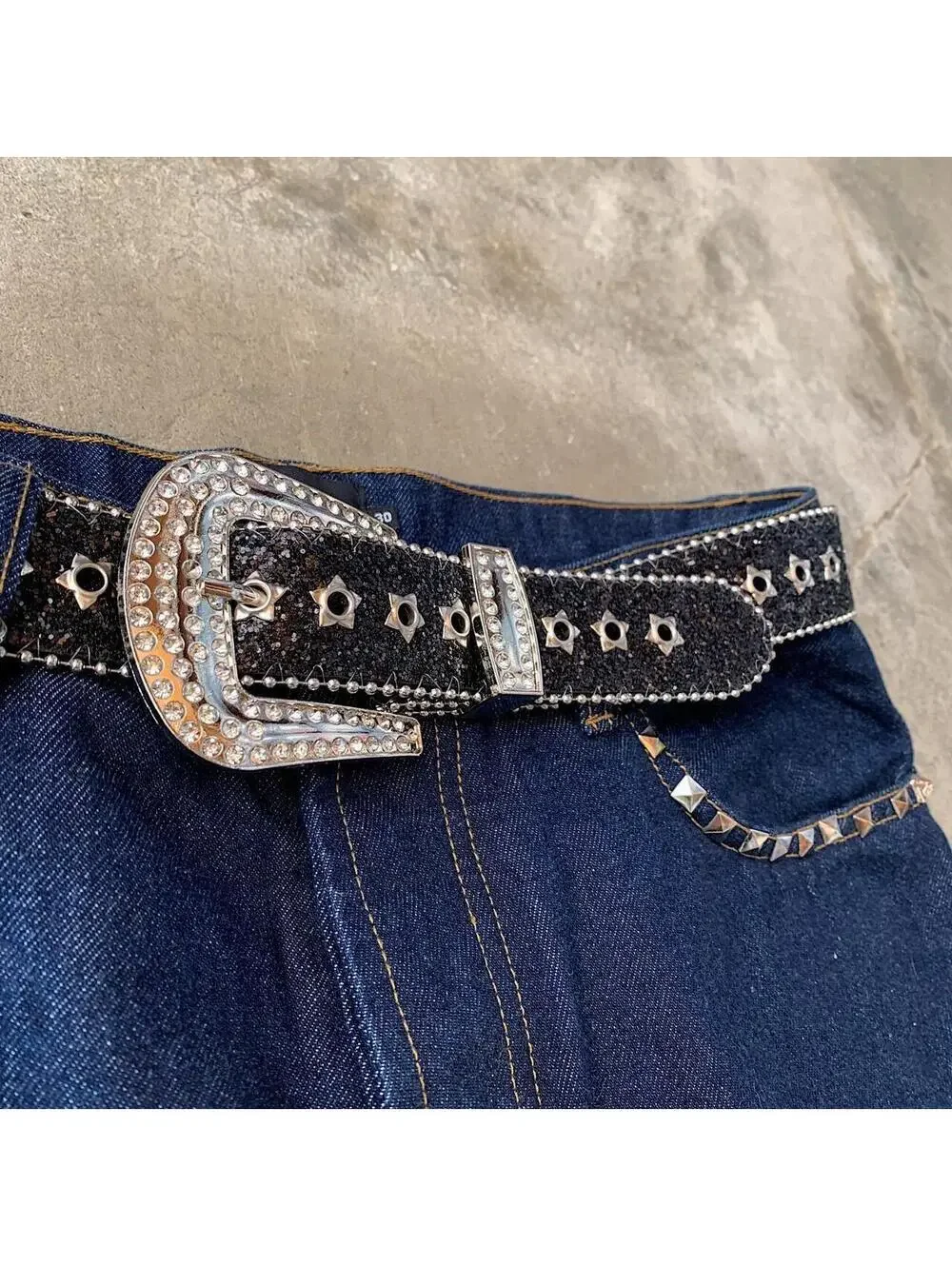 Y2k Cyberpunk style spiderweb ️ silver pocket chain. Punk emo grunge style